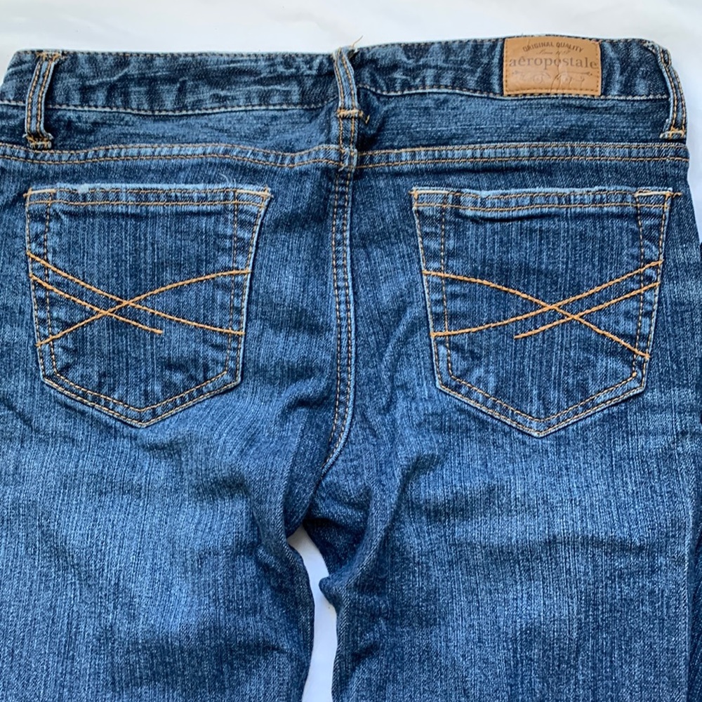 Aeropostale Skinny Jeans size 1 / 2 Regular.  Medium blue, Very Good Condition